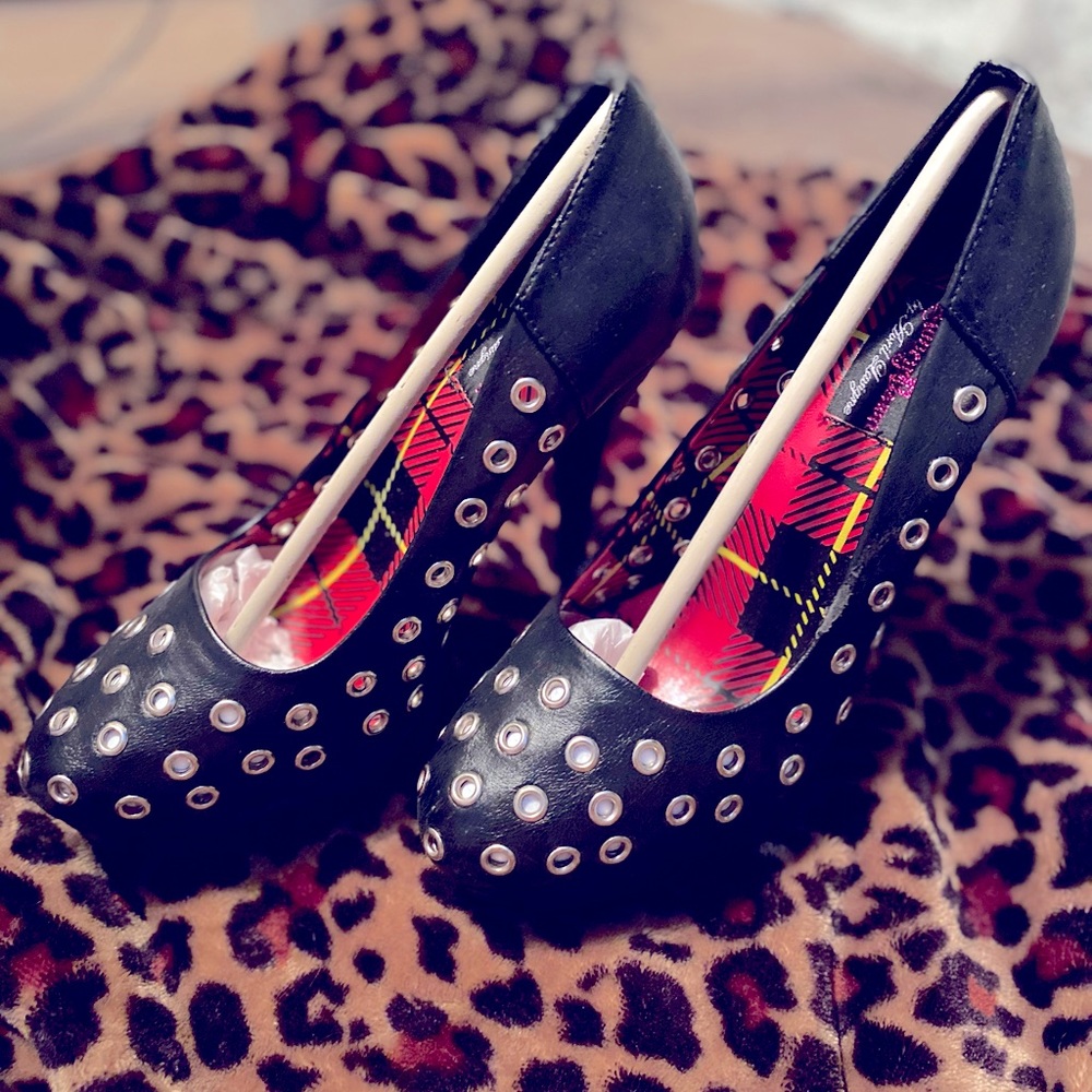 Abbey Dawn Holly Chart Topper Platform- Black  size 7 US NEW